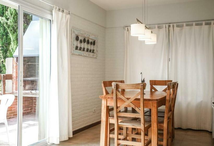 Apartamento Dúplex 1 Dormitório, Valeria House Rental Suites