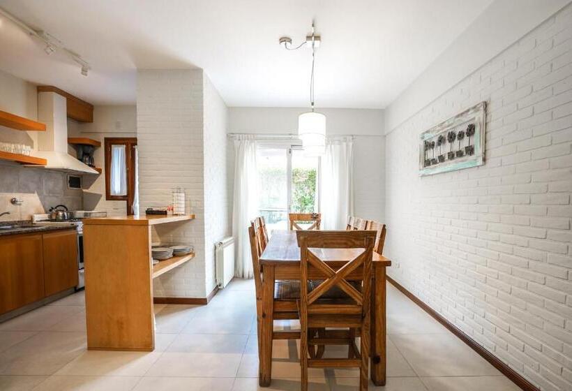 침실 1개 풀장 전망 아파트, Valeria House Rental Suites