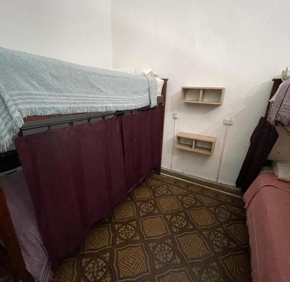 공동 객실, A La Gurda Hostel