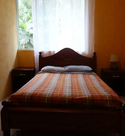 스탠다드 룸, Hostal Tena ñaui
