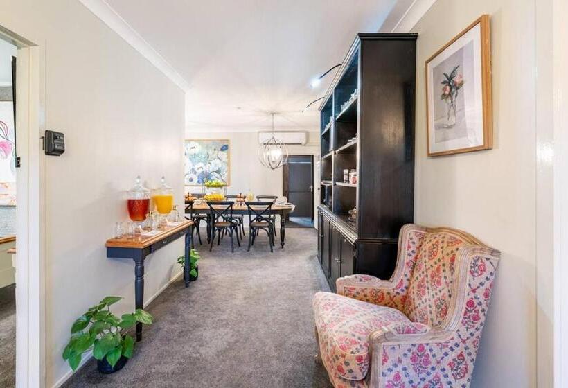 Номер Deluxe, Cypress Bnb