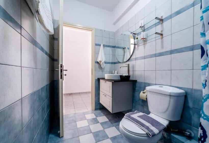 استودیو استاندارد با بالکن, Azzurro