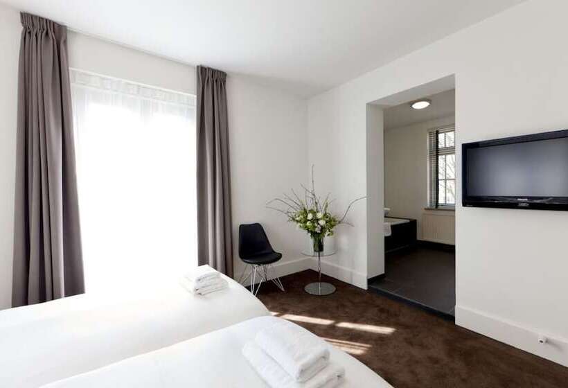 سوییت جونیور, College Hotel Alkmaar