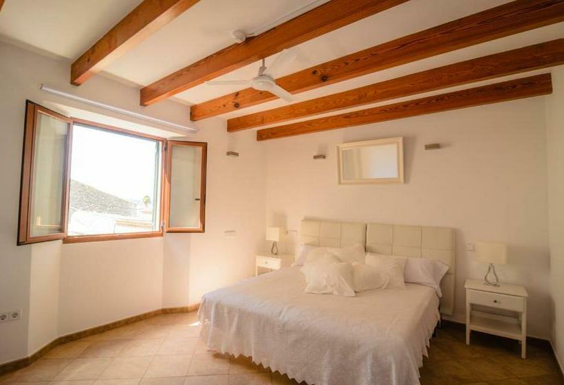 اتاق استاندارد, Embat Alberg Juvenil   Hostel