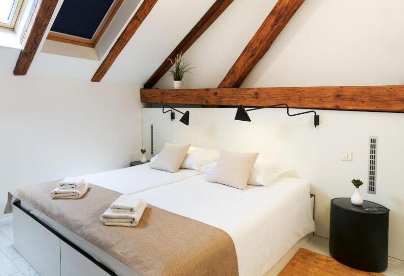 4인용 스탠다드 룸, Art Hotel Like