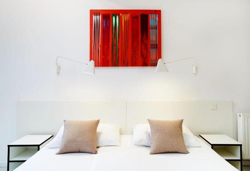 اتاق راحتی, Art Hotel Like