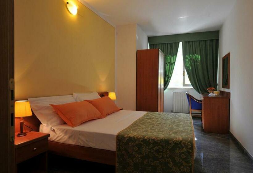 آپارتمان 1 خوابه, Holiday House Aurora