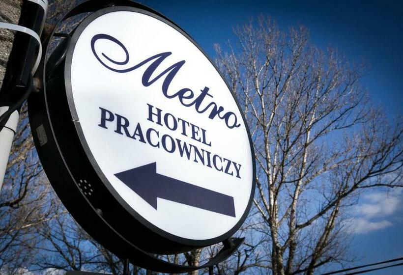 Кровать в Общей Комнате, Hostel Metro