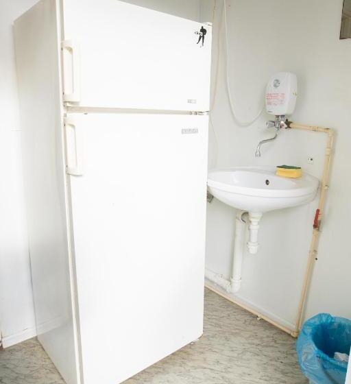 Кровать в Общей Комнате, Hostel Metro