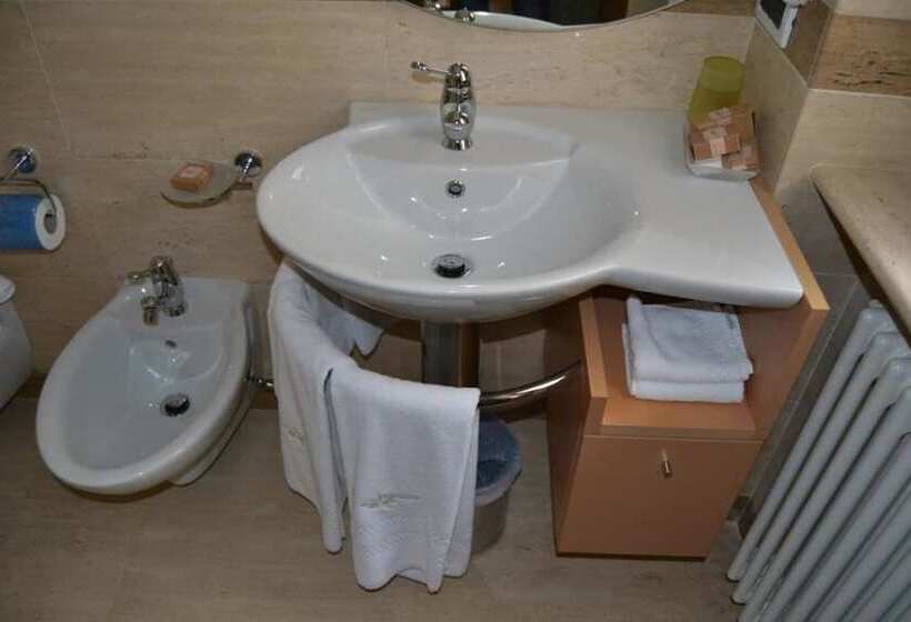 اتاق استاندارد یک نفره, La Piazzetta Rooms & Breakfast