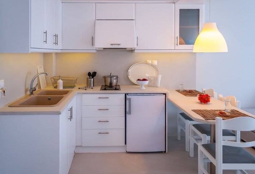 Quarto Estandar, Anita Rooms & Suites Milos