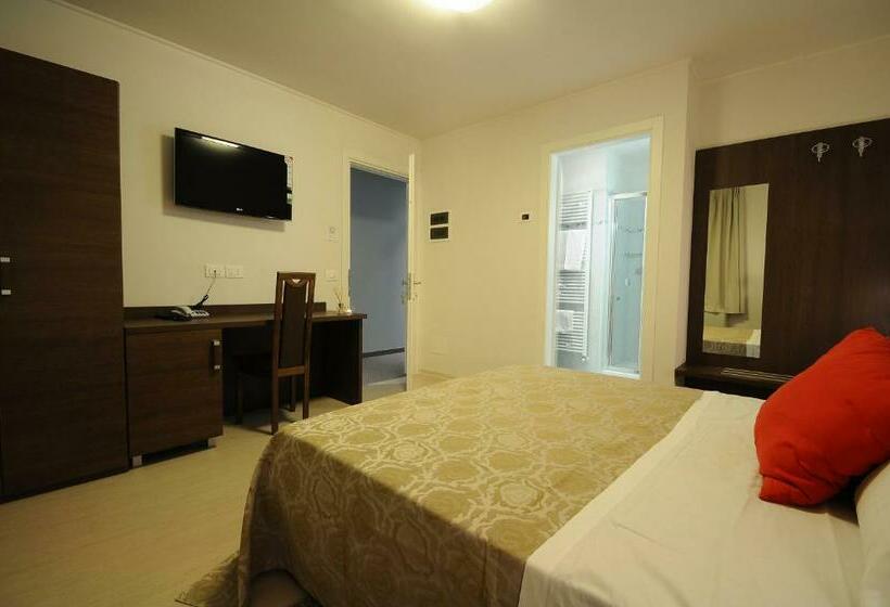 اتاق استاندارد, Albergo Leon Bianco Gonars