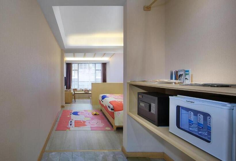 Семейный Номер Deluxe, Wing Hotel Guilin  Pedestrian Street