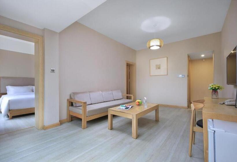Люкс 2 Спальни, Wing Hotel Guilin  Pedestrian Street