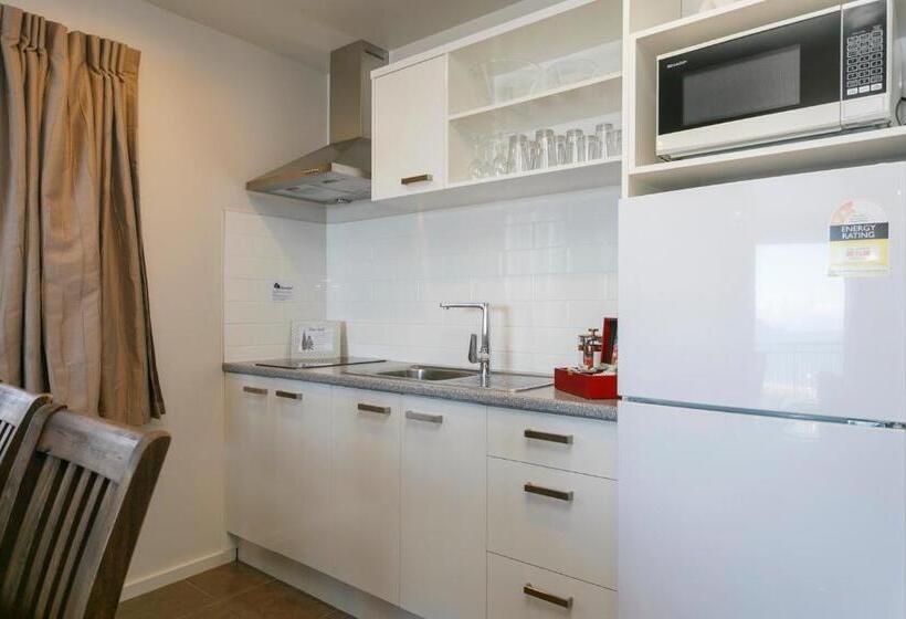 Апартаменты Superior 2 Спальни, Acacia Lake View Motel