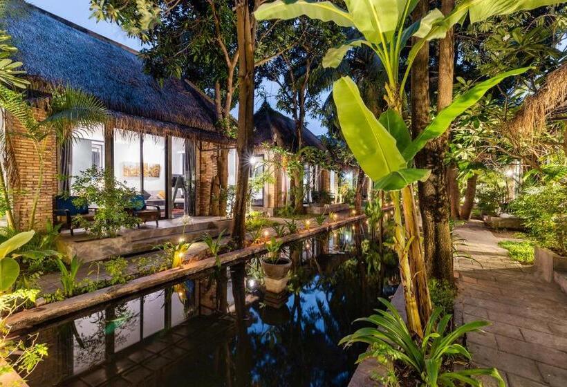 Номер Deluxe Кровать Куин, Maison Gen Angkor