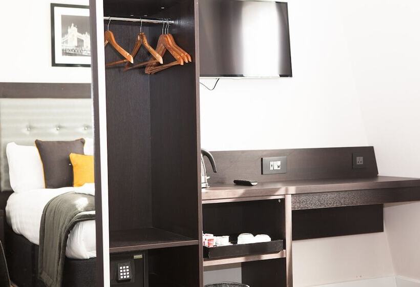 Quarto Triplo Deluxe, The Tudor Inn