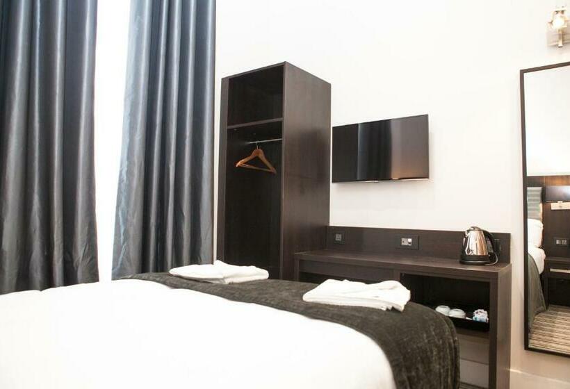 Quarto Deluxe, The Tudor Inn