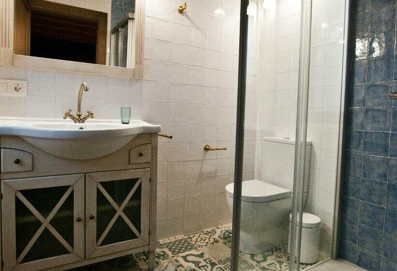 Трехместный Номер Стандарт с Балконом, La Casa De Beli