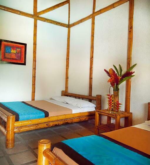 اتاق استاندارد سه نفره, Finca Hotel La Dulcera