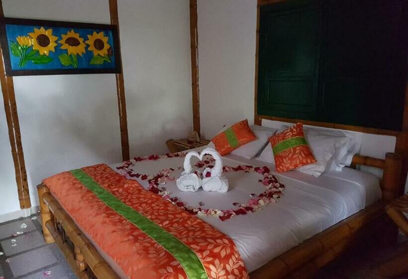 سوییت جونیور, Finca Hotel La Dulcera