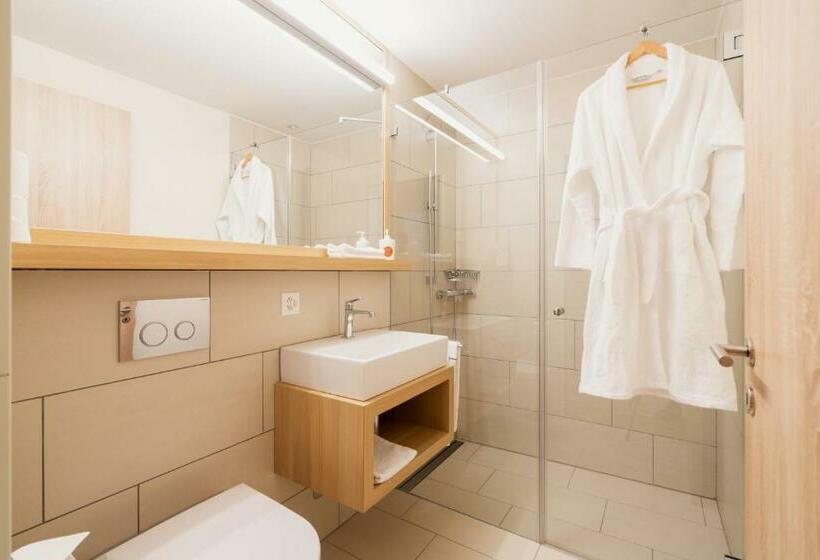 2-Bedroom Classic Apartment, Peaks Place Apartments & Spa