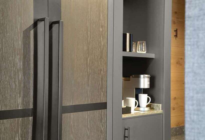 스위트, The Statler Dallas, Curio Collection By Hilton