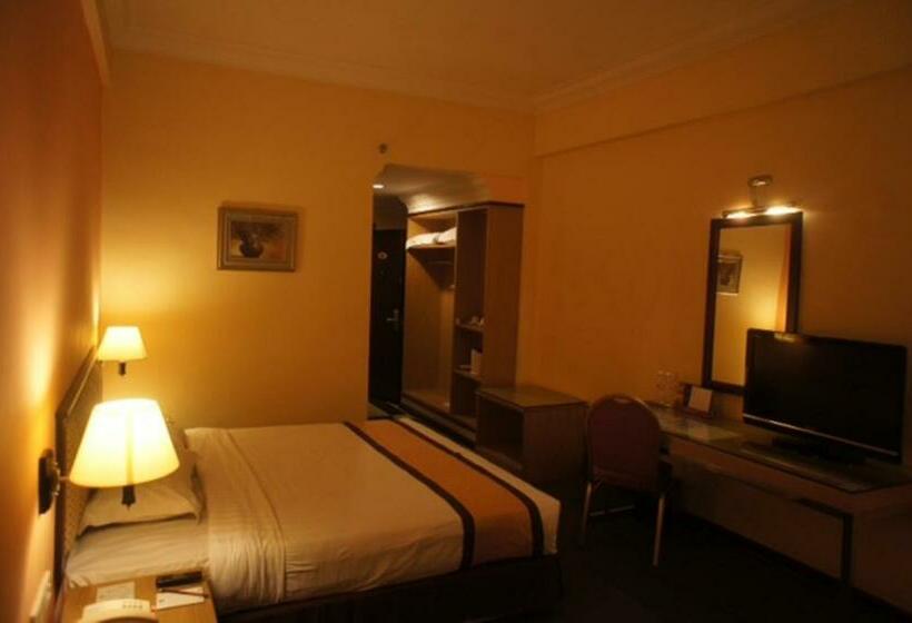 חדר דחוקס עם מיטת קינג, Tyng Garden