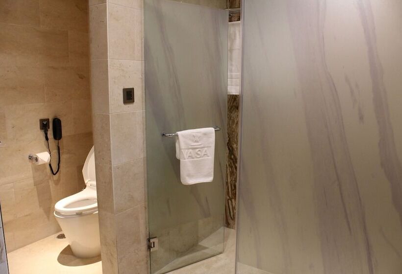 اتاق استاندارد با تخت بزرگ, Vasa Hotel Surabaya