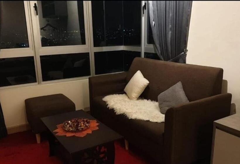 Студия Стандарт, Mlh Premier Suites @ Saville Cheras