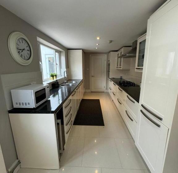 Номер Deluxe, Brentford Guest Rooms