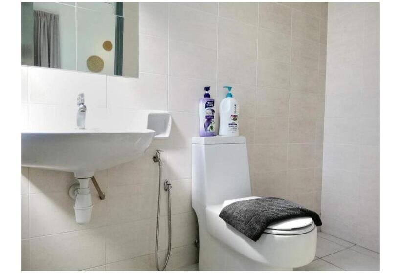 آپارتمان 3 خوابه, Subang City Residence, 8 9 Pax With Balcony, Walking Distance To Summit, 5min To Sunway