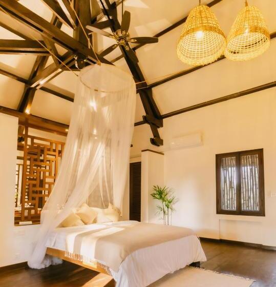 Стандартный Номер Кровать Кинг, La Bōhème Luxury Suites