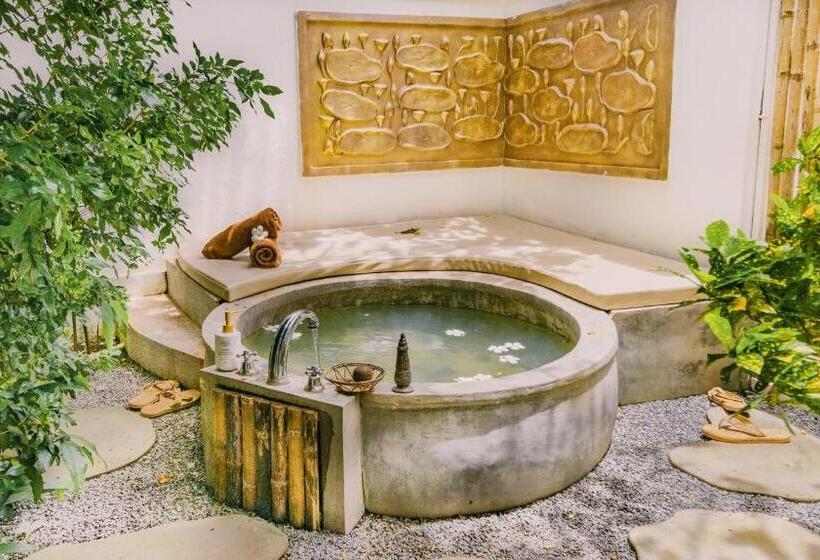 Стандартный Номер Кровать Кинг, La Bōhème Luxury Suites
