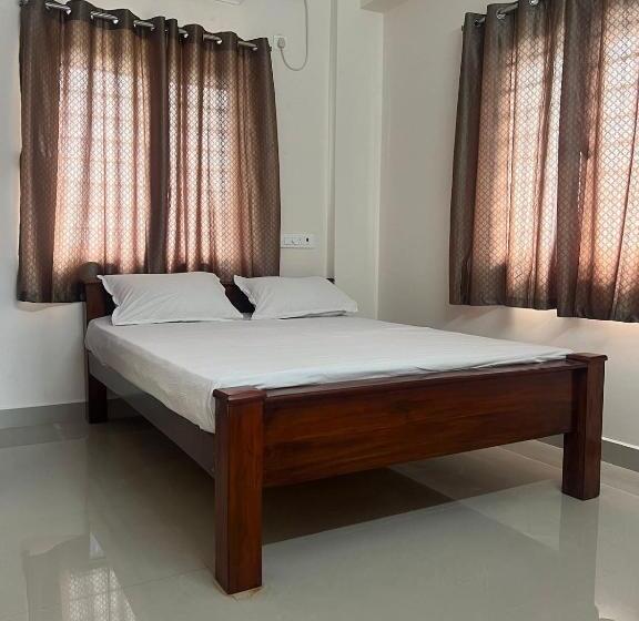 Номер Стандарт, Aishwaryam Service Apartment