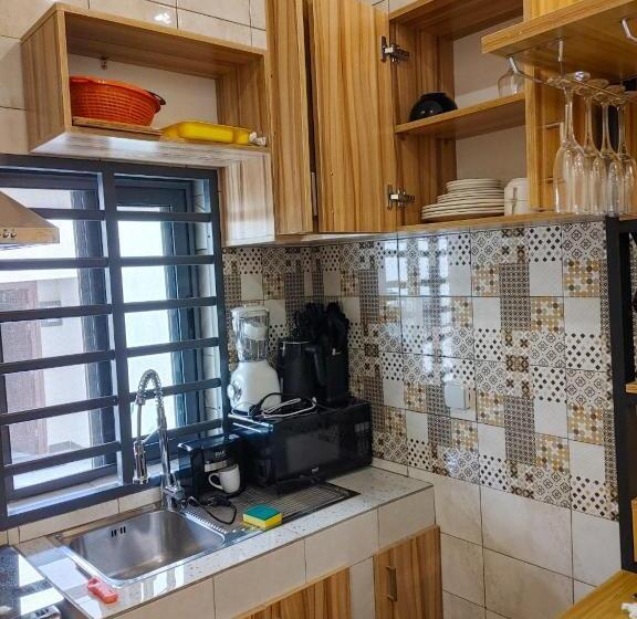استودیو استاندارد با تراس, Les 9 Plurielles   Studio 4