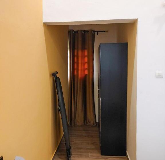 استودیو استاندارد با تراس, Les 9 Plurielles   Studio 4