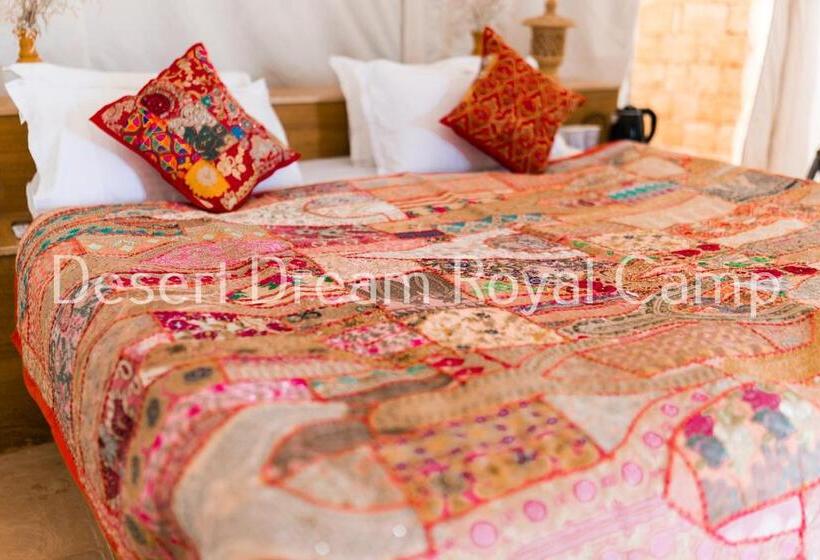 Номер Deluxe Кровать Кинг, Desert Dream Royal Camp With Pool