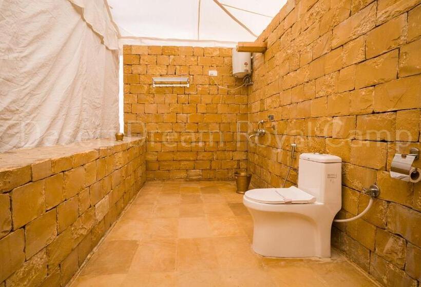 Номер Deluxe Кровать Кинг, Desert Dream Royal Camp With Pool