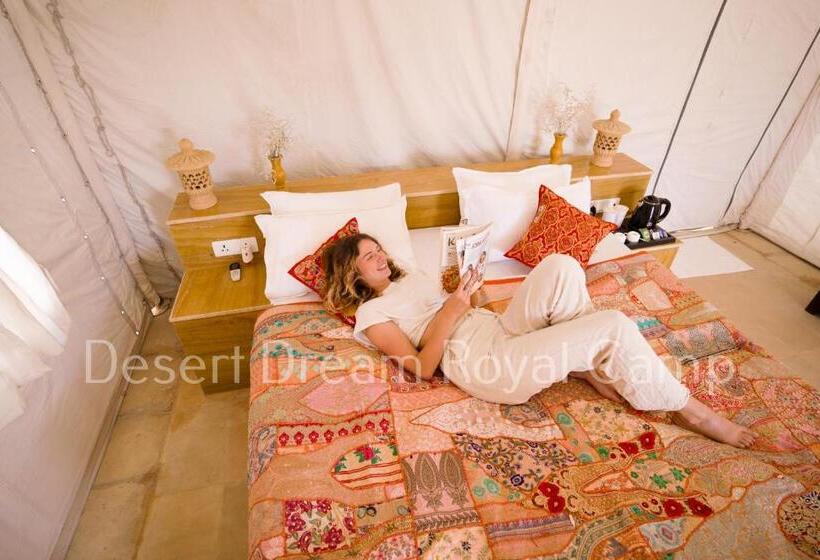 Номер Deluxe Кровать Кинг, Desert Dream Royal Camp With Pool