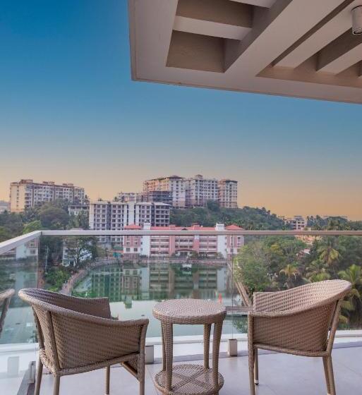 اتاق خانوادگی, Regenta Place Vasco Goa