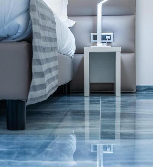 اتاق لوکس, Correnti Boutique Luxury Rooms
