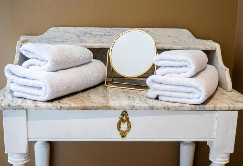Номер Deluxe, Château Du Bertry