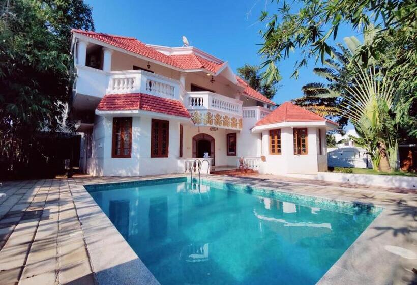 חדר סטנדרט, Golden Retriever Villa By Phr
