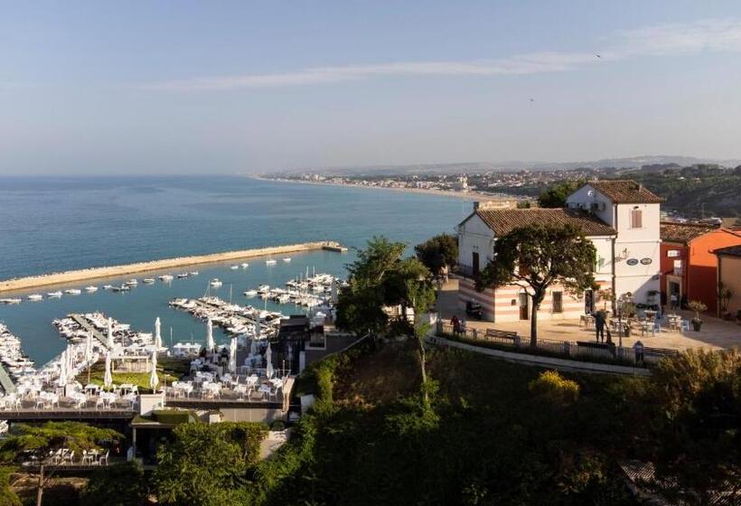 اتاق استاندارد با بالکن و چشم‌انداز دریا, Villa Sirena Numana