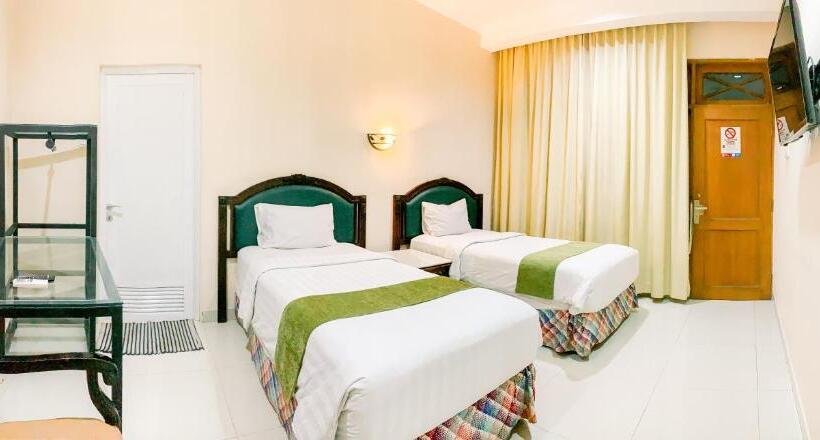 Номер Deluxe, Wisma Mirah 1