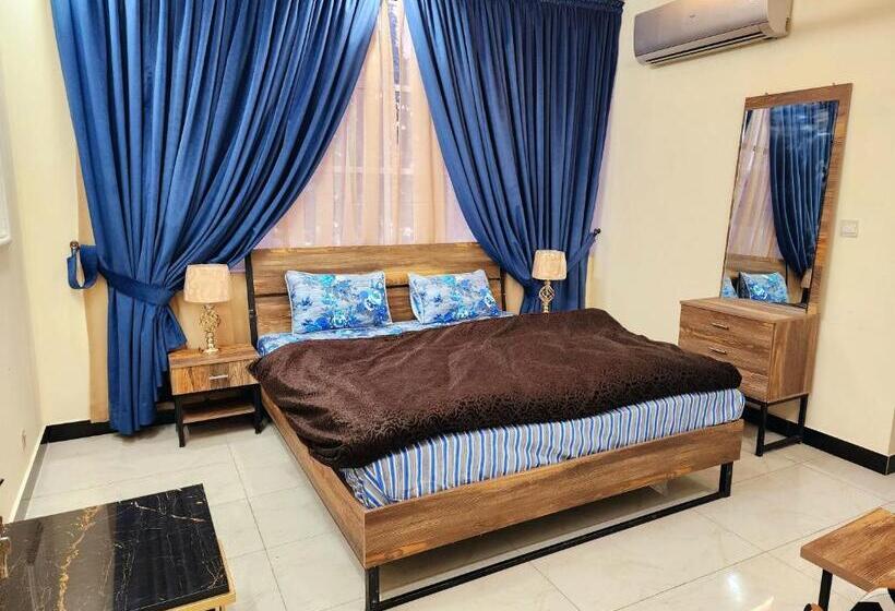 اتاق سوپریور با تخت بزرگ, Motorway Majesty Lodges   Near Islamabad International Airport & Motorway