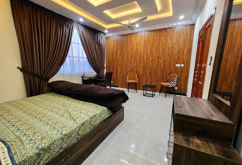 اتاق لوکس, Motorway Majesty Lodges   Near Islamabad International Airport & Motorway