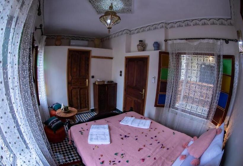 اتاق لوکس, Dar Elhaja Rahma