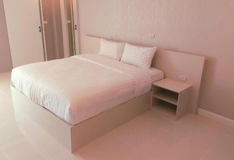 Семейный Номер, Pkk Hotel Residence